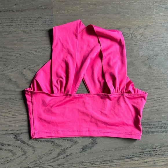 Superdown Kacie Cross Over Top - Picture 6 of 8